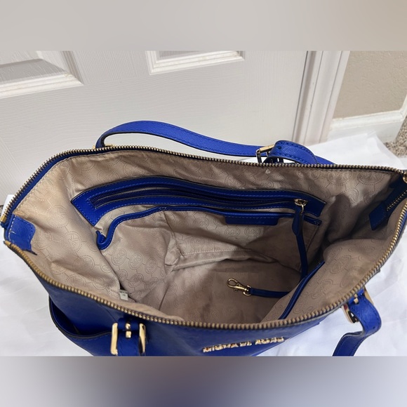 Michael Kors Blue Tote Bag - Picture 8 of 14